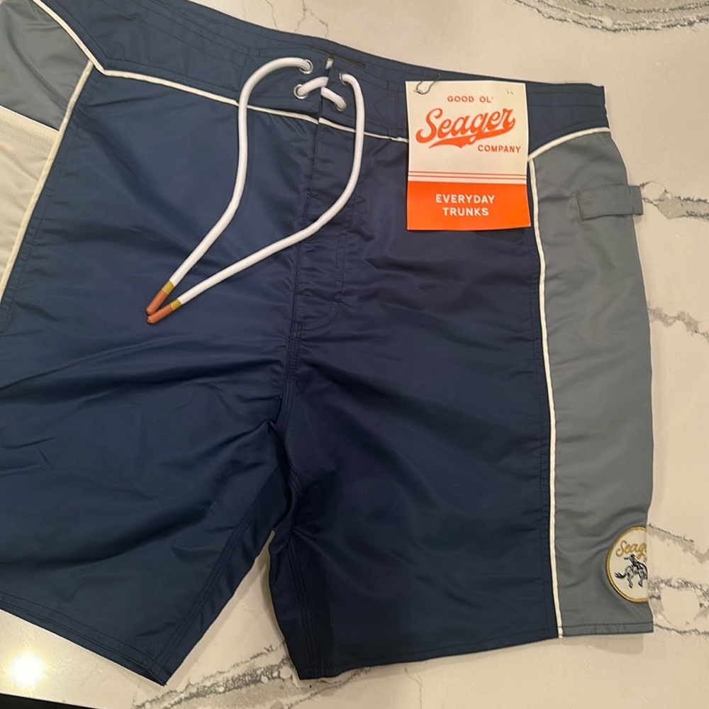 Seager everyday trunks